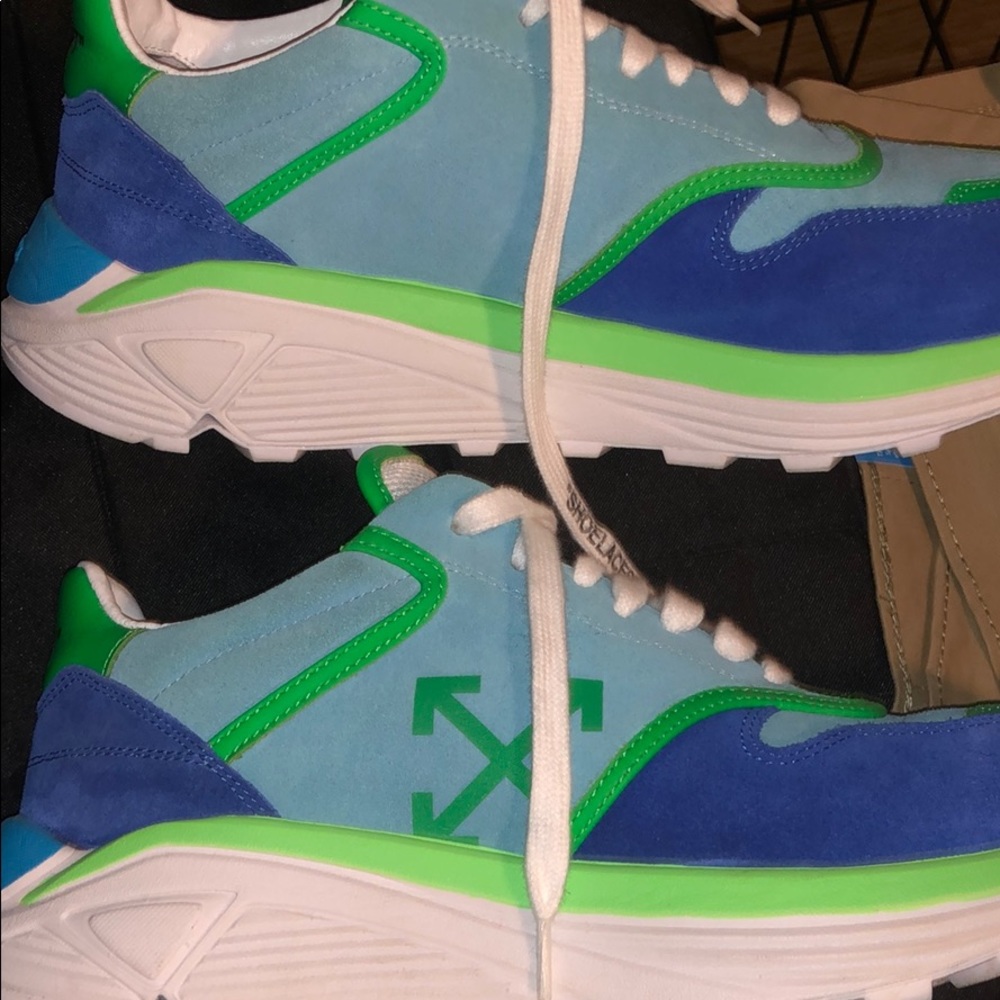 off white jogger shoes